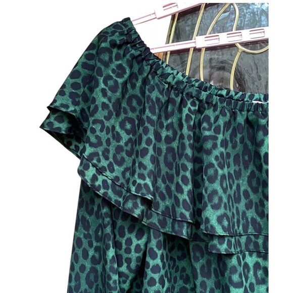 Michael Kors Green Cheetah Animal Print Off the Shoulder Ruffle Top 1X 2X READ - Picture 5 of 14